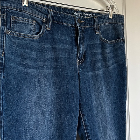 GAP Sexy Boyfriend Fit Jeans Women's Size 12 - Picture 2 of 12